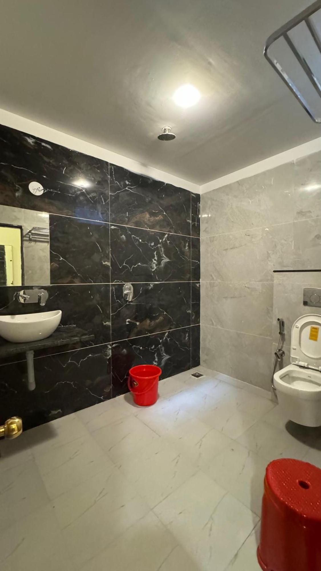 Hotel Prakasham Ujjain Buitenkant foto